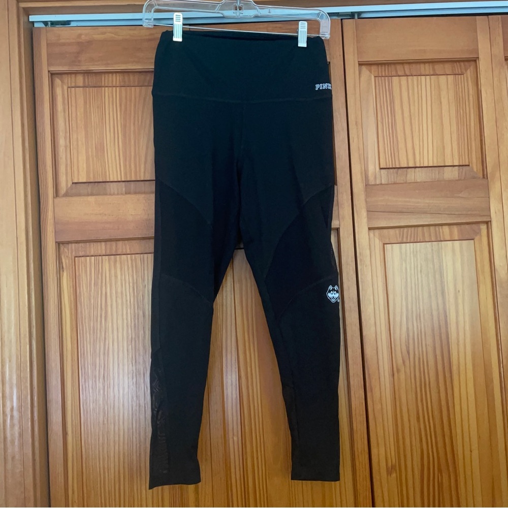PINK Victoria’s Secret UCONN Ultimate Leggings Sz S